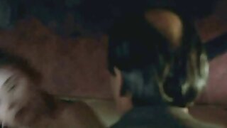 ಒಂದು ಕಿಂಕಿ ಸೊಗಸುಗಾರನ ಗುದ ರಂಧ್ರವನ್ನು ದೊಡ್ಡ ತಳದ ಶೀಮೇಲ್ ಟಟಿಯಾನಾ ಟೊರೆಸ್ ಫಕ್ಸ್ ಮಾಡುತ್ತಾಳೆ
