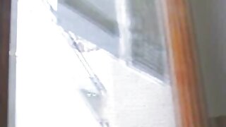 ಸುಂದರ ಸೊಗಸುಗಾರ ಭಾರತದ ಬೇಸಿಗೆಯಿಂದ ಹಾಟ್ ಬ್ಲೋಜಾಬ್ ಅನ್ನು ಪಡೆಯುತ್ತಿದ್ದಾರೆ
